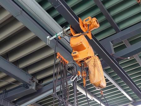 ホイスト工事の流れと費用相場｜設置から試運転まで完全ガイド